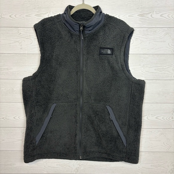 The North Face Men’s Campshire Sherpa Fleece Vest Gray Size XL - Picture 1 of 7